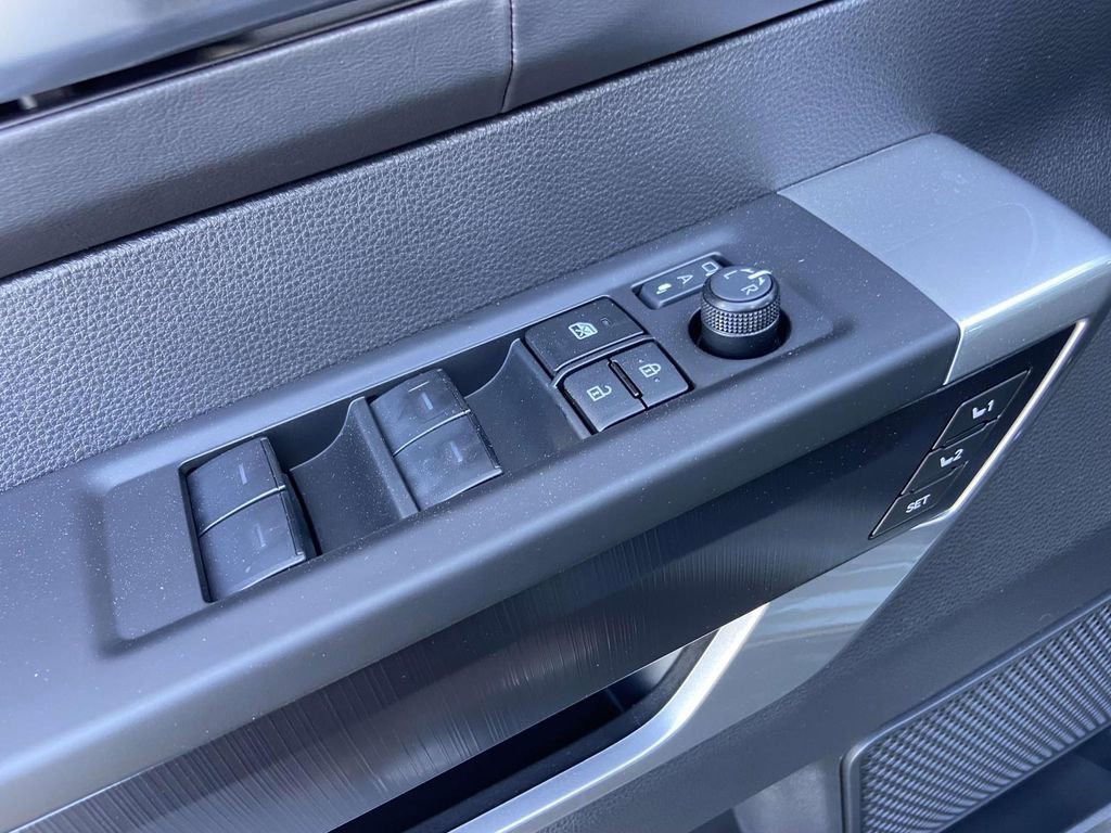 New 2025 Toyota Tundra Platinum AWD/4WD image 20