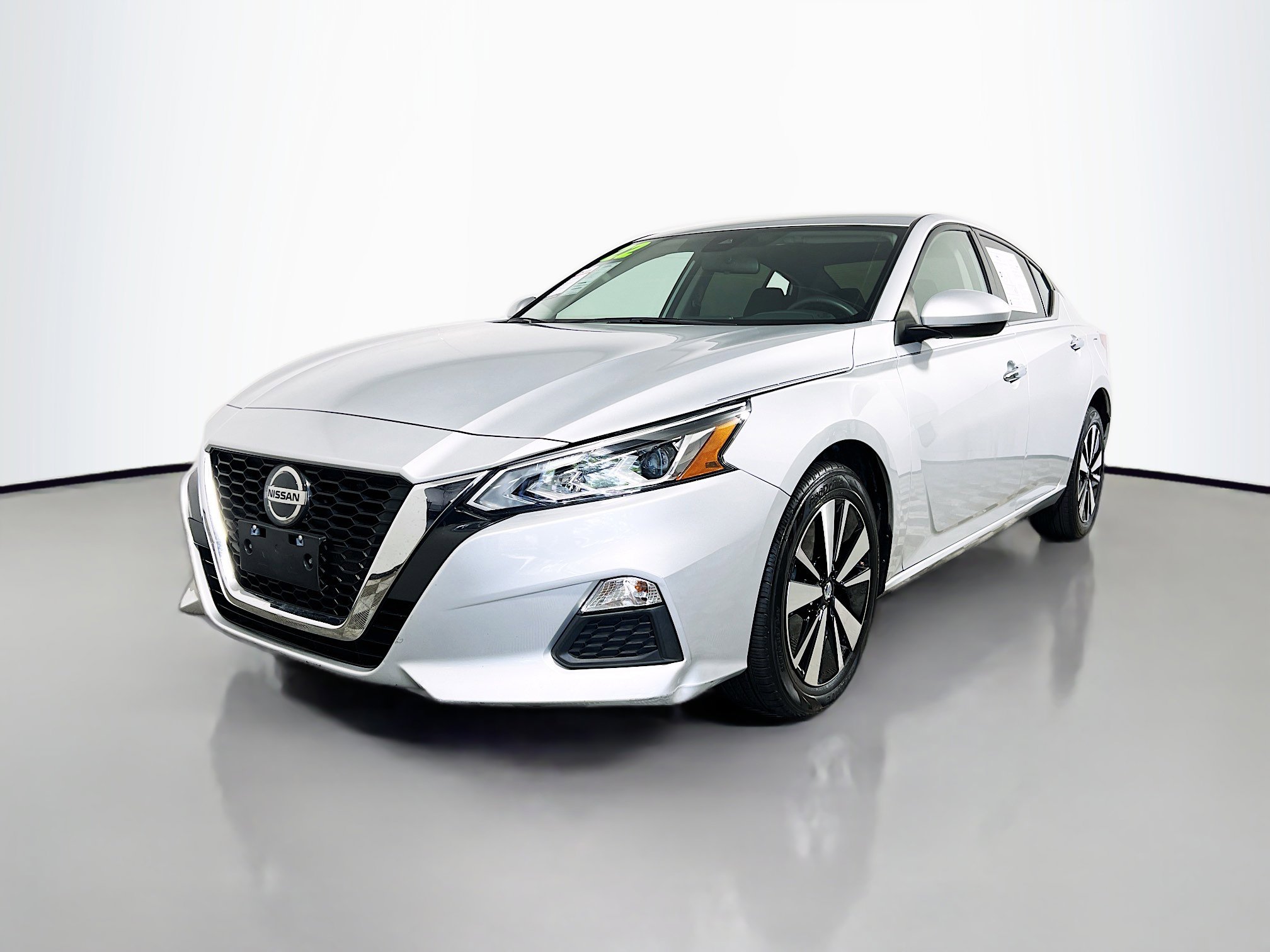 Used 2022 Nissan Altima 2.5 SV AWD/4WD image 10