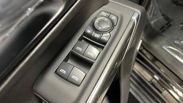 Used 2023 GMC Sierra 3500 AT4 w/ AT4 Preferred Package AWD/4WD image 20