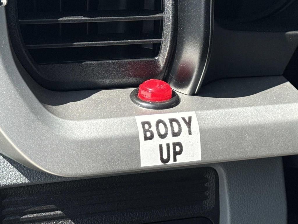 New 2025 Ford F350 XL w/ XL Chrome Package RWD image 19