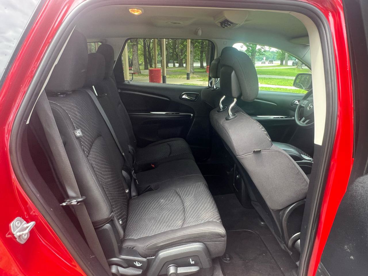 Used 2016 Dodge Journey SXT w/ Comfort/Convenience Group AWD/4WD image 21