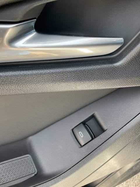 New 2026 Chevrolet Equinox LT AWD/4WD image 14
