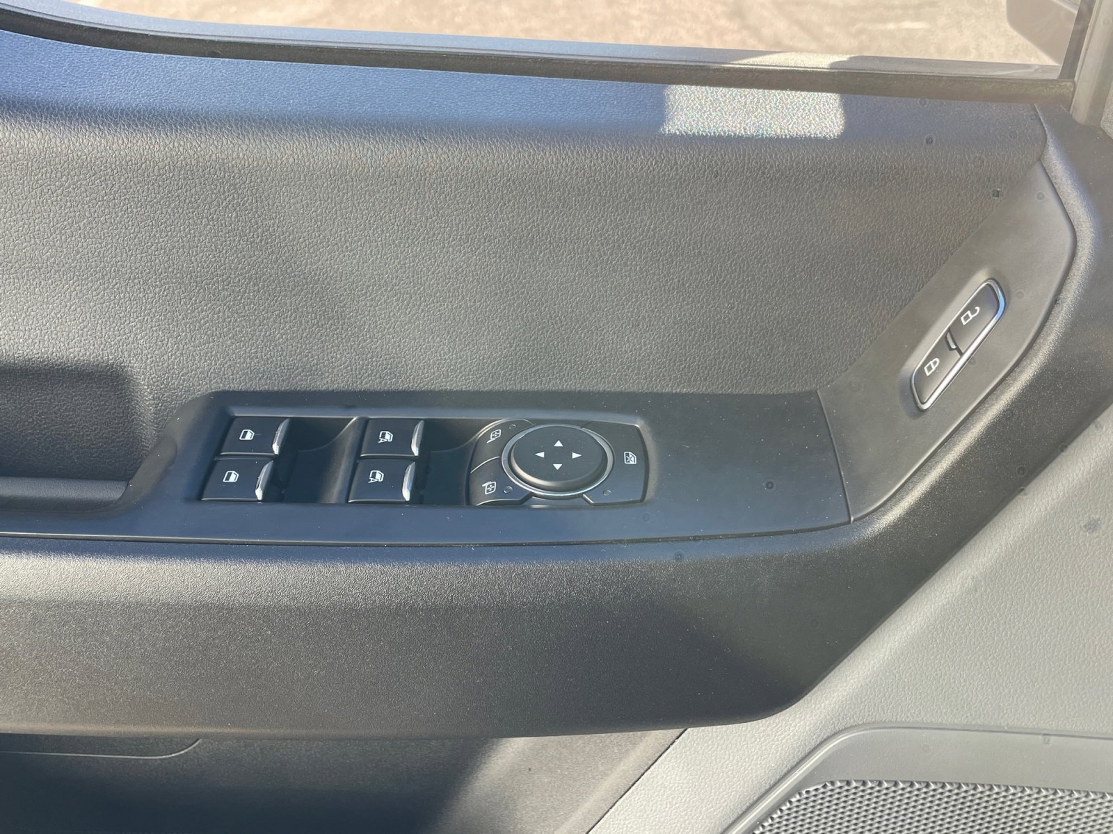 Used 2024 Ford F250 XL w/ XL Chrome Package image 16