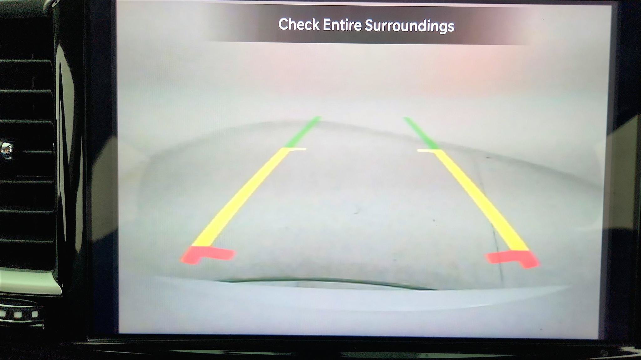 Used 2024 Chrysler Pacifica Touring-L FWD image 24