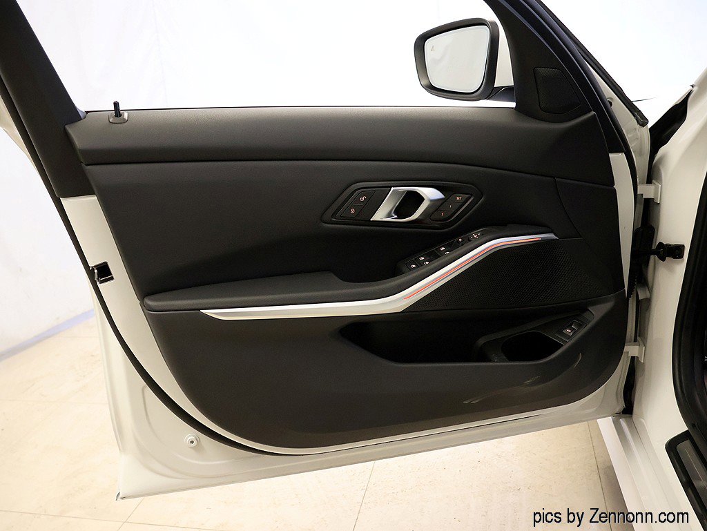 Certified 2025 BMW 330i xDrive Sedan image 26