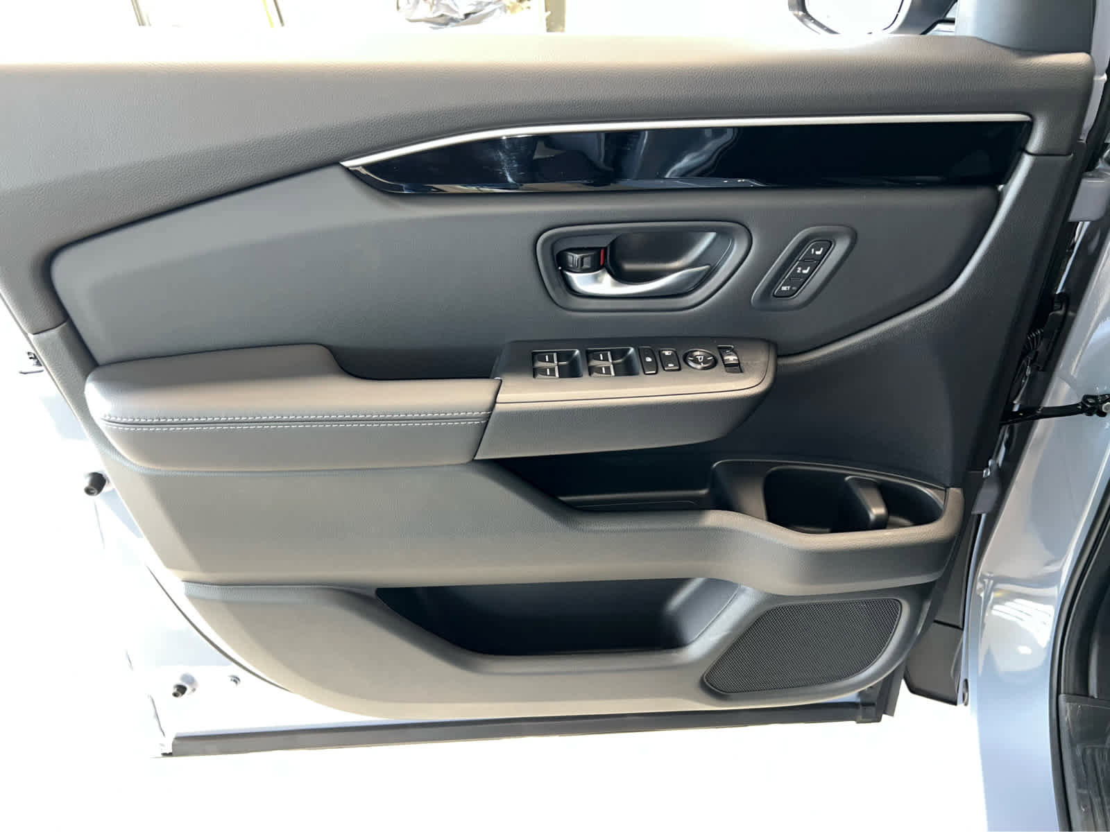 New 2025 Honda Pilot Touring image 14