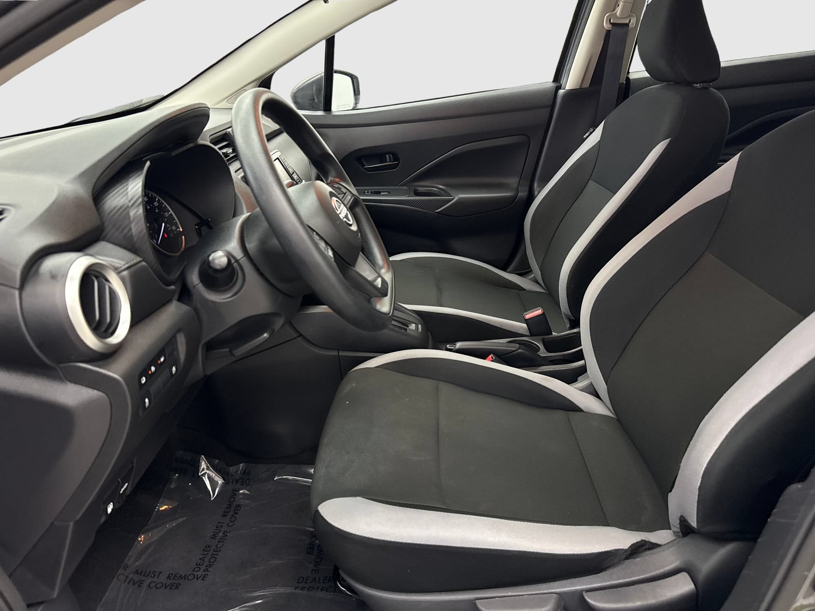 Used 2025 Nissan Versa S w/ Trunk Package FWD image 17