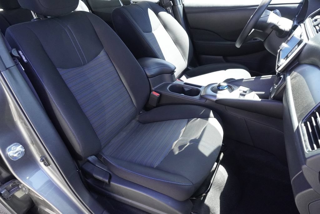 Used 2025 Nissan Leaf S FWD image 24
