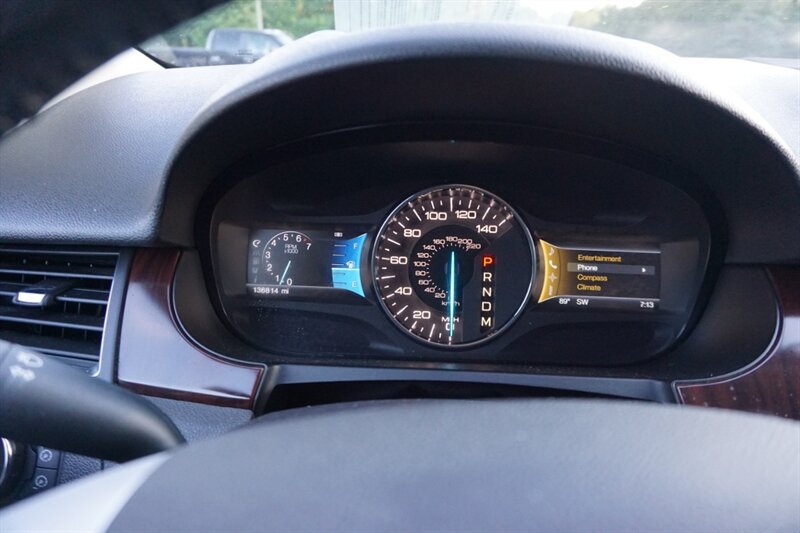Used 2012 Ford Edge Limited w/ Driver Entry Pkg FWD image 35