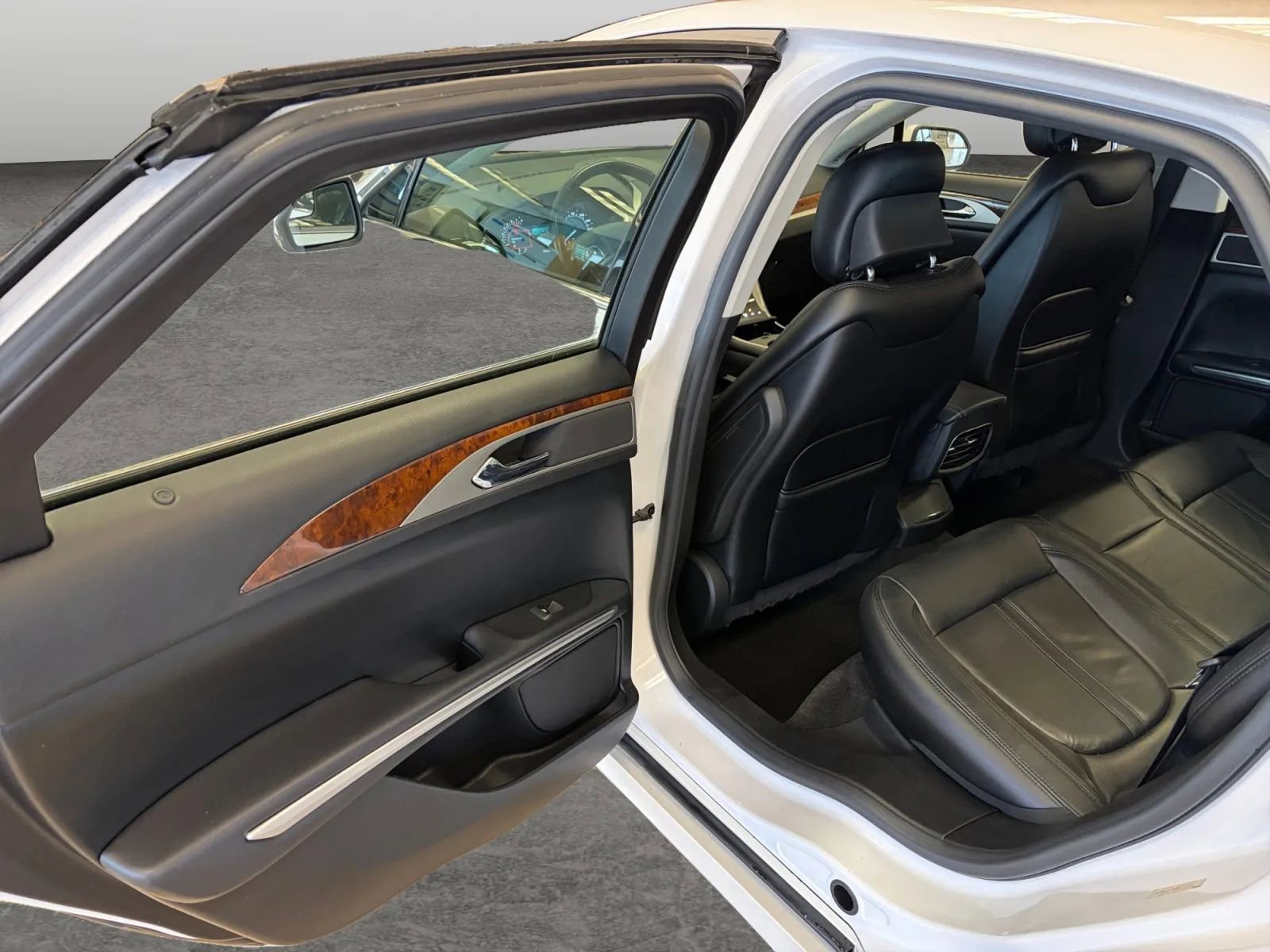 Used 2015 Lincoln MKZ AWD w/ Equipment Group 101A Select image 51