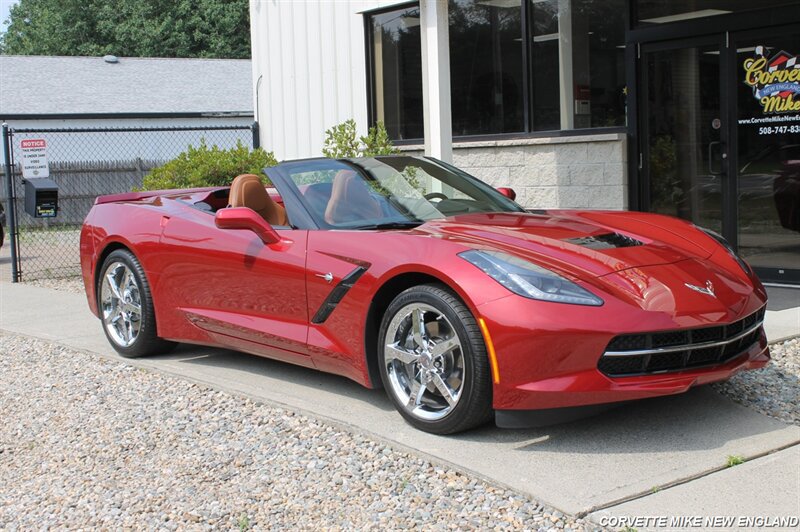 Used 2015 Chevrolet Corvette Stingray Convertible w/ 2LT Preferred Equipment Group RWD image 24