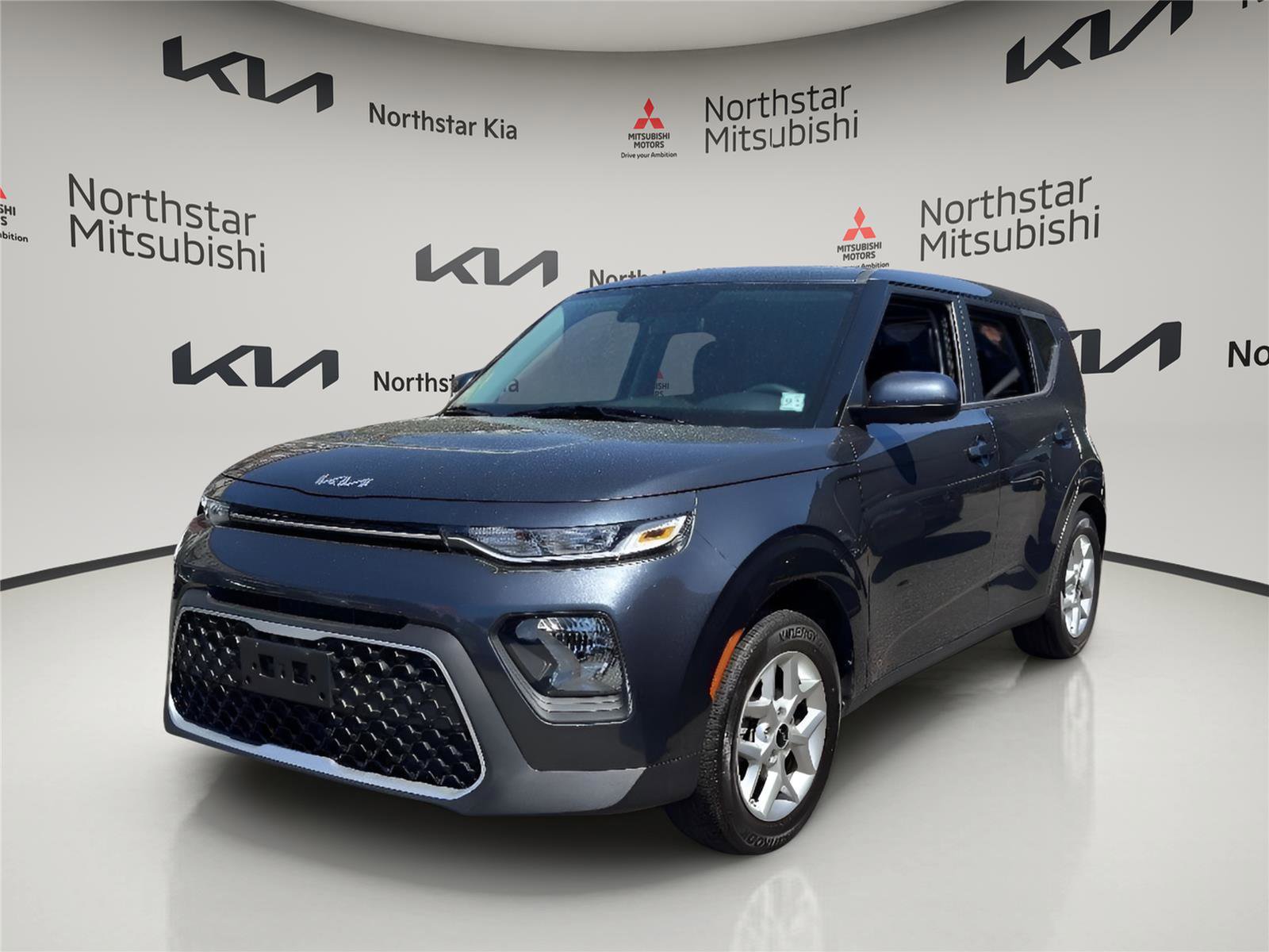 Certified 2022 Kia Soul LX w/ Technology Package image 1