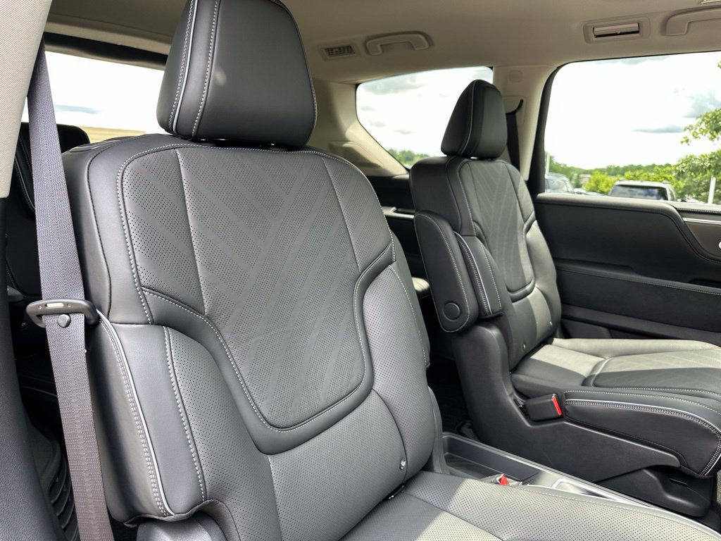 New 2027 INFINITI QX80 Luxe AWD/4WD image 23