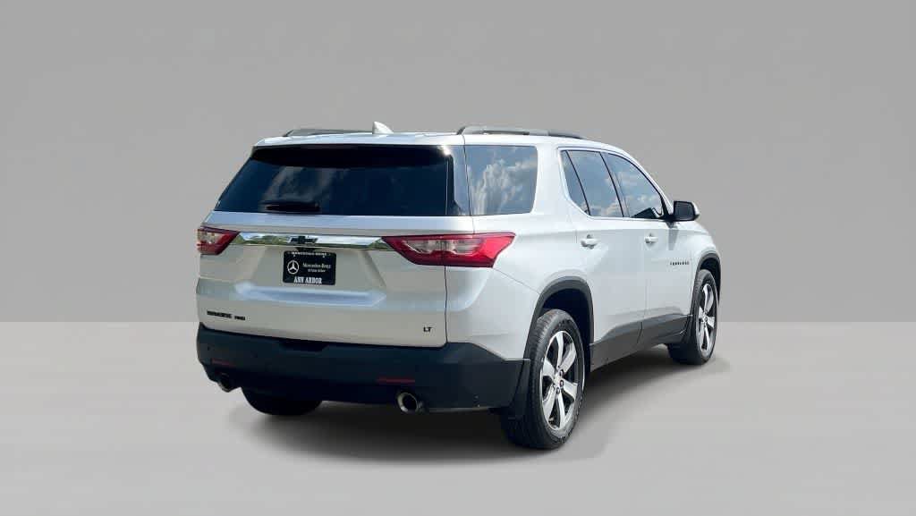 Used 2019 Chevrolet Traverse LT w/ LT Premium Package AWD/4WD image 8