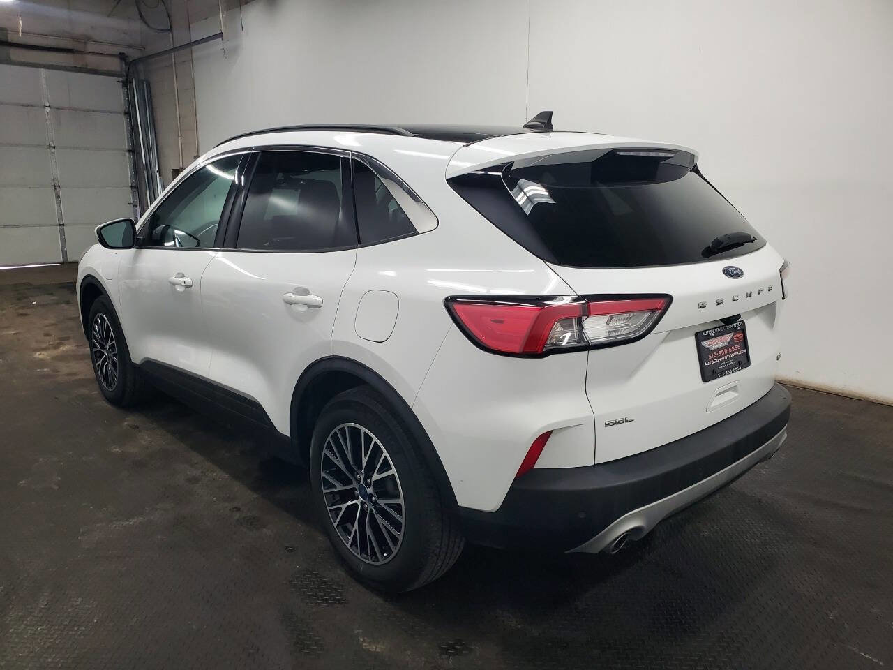 Used 2022 Ford Escape SEL w/ Technology Package image 5