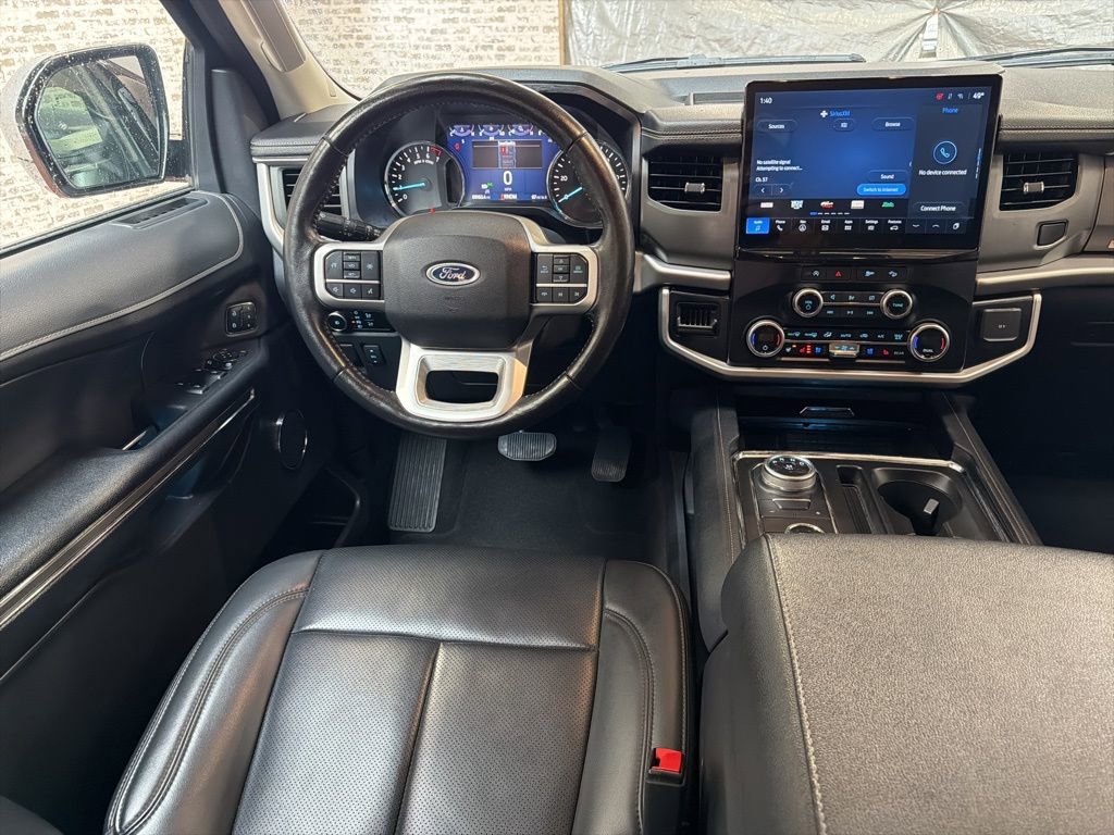 Used 2024 Ford Expedition Max XLT image 17