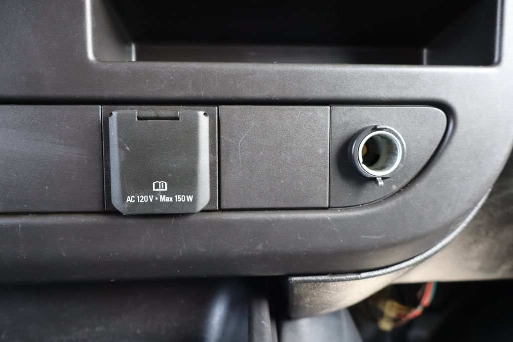 Used 2021 Chevrolet Express 2500 w/ Driver Convenience Package RWD image 23