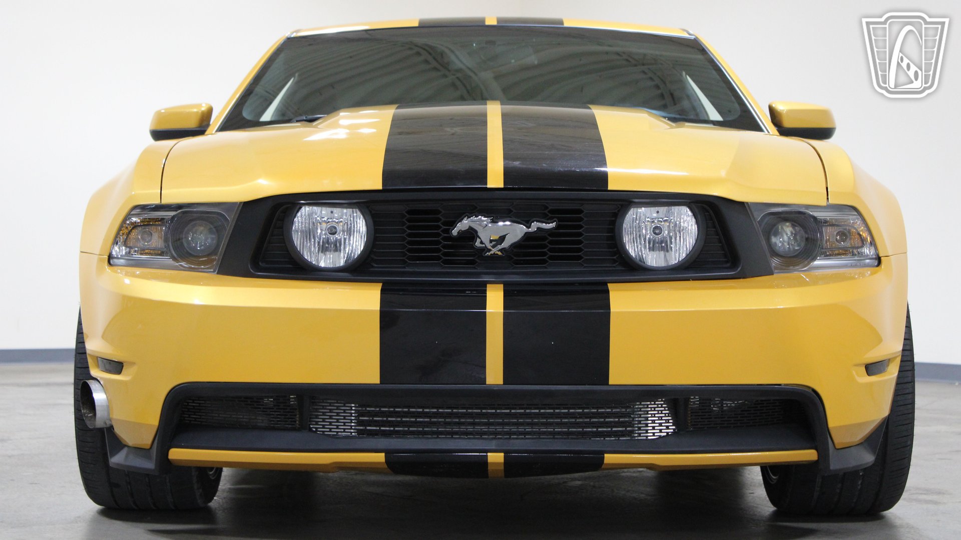 Used 2011 Ford Mustang GT RWD image 4