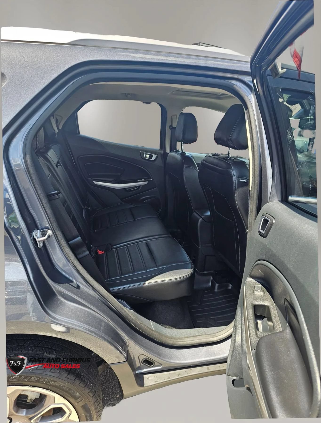 Used 2022 Ford EcoSport Titanium w/ Interior Protection Package AWD/4WD image 9