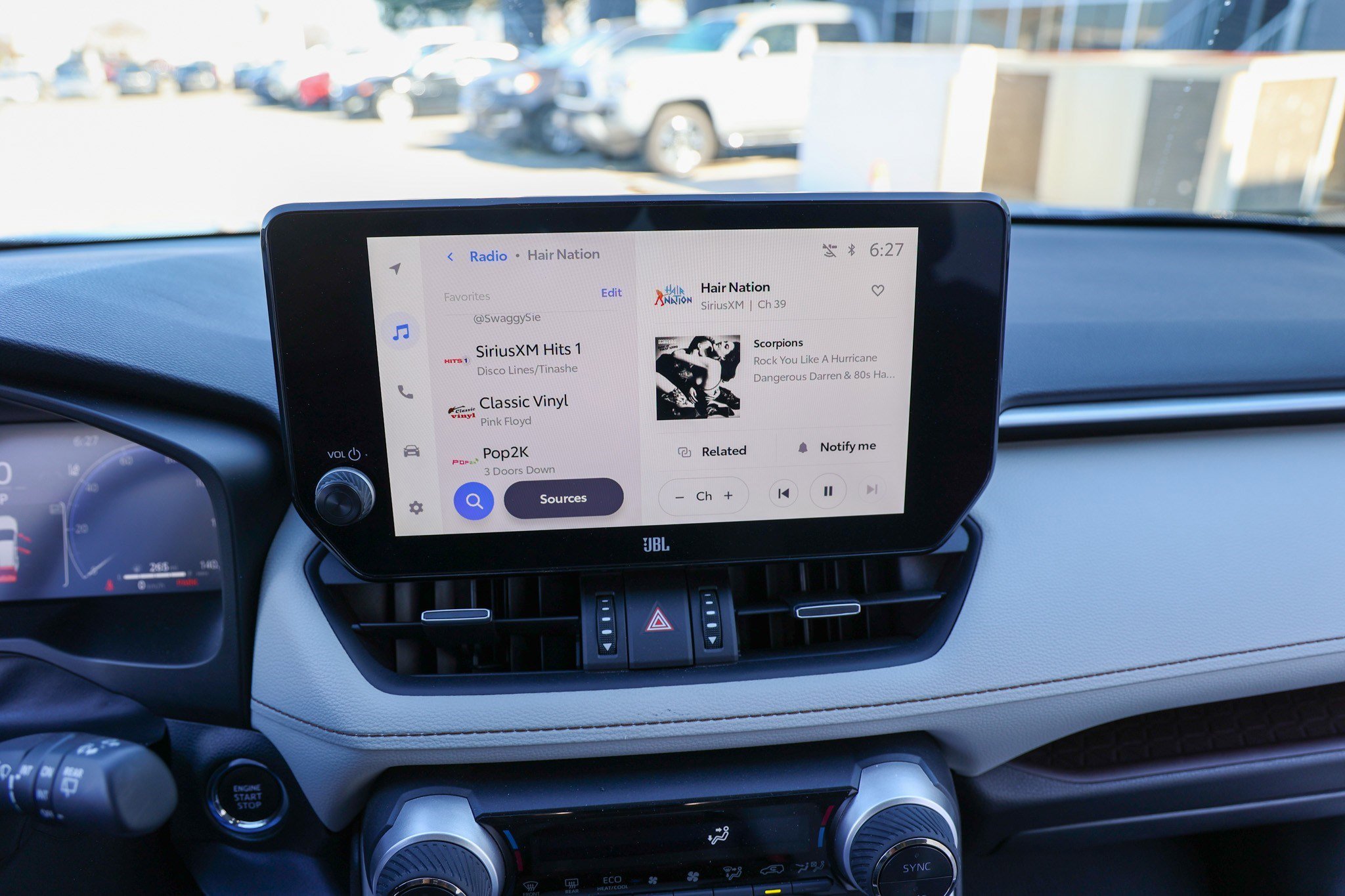 Used 2023 Toyota RAV4 Limited image 20