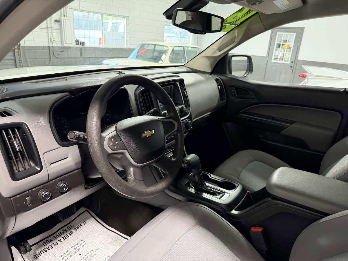 Used 2016 Chevrolet Colorado W/T w/ WT Convenience Package AWD/4WD image 13
