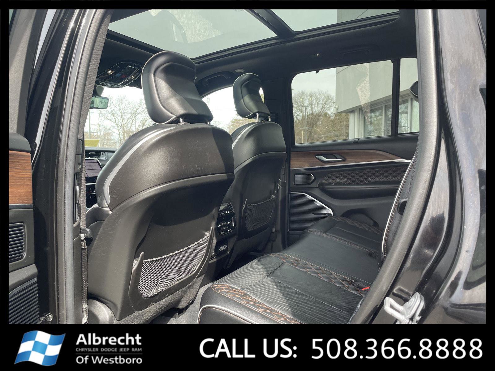 Used 2023 Jeep Grand Cherokee Summit w/ Adv Protech Group IV image 12