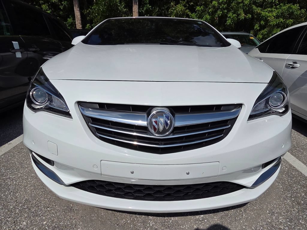 Used 2019 Buick Cascada Premium FWD image 2