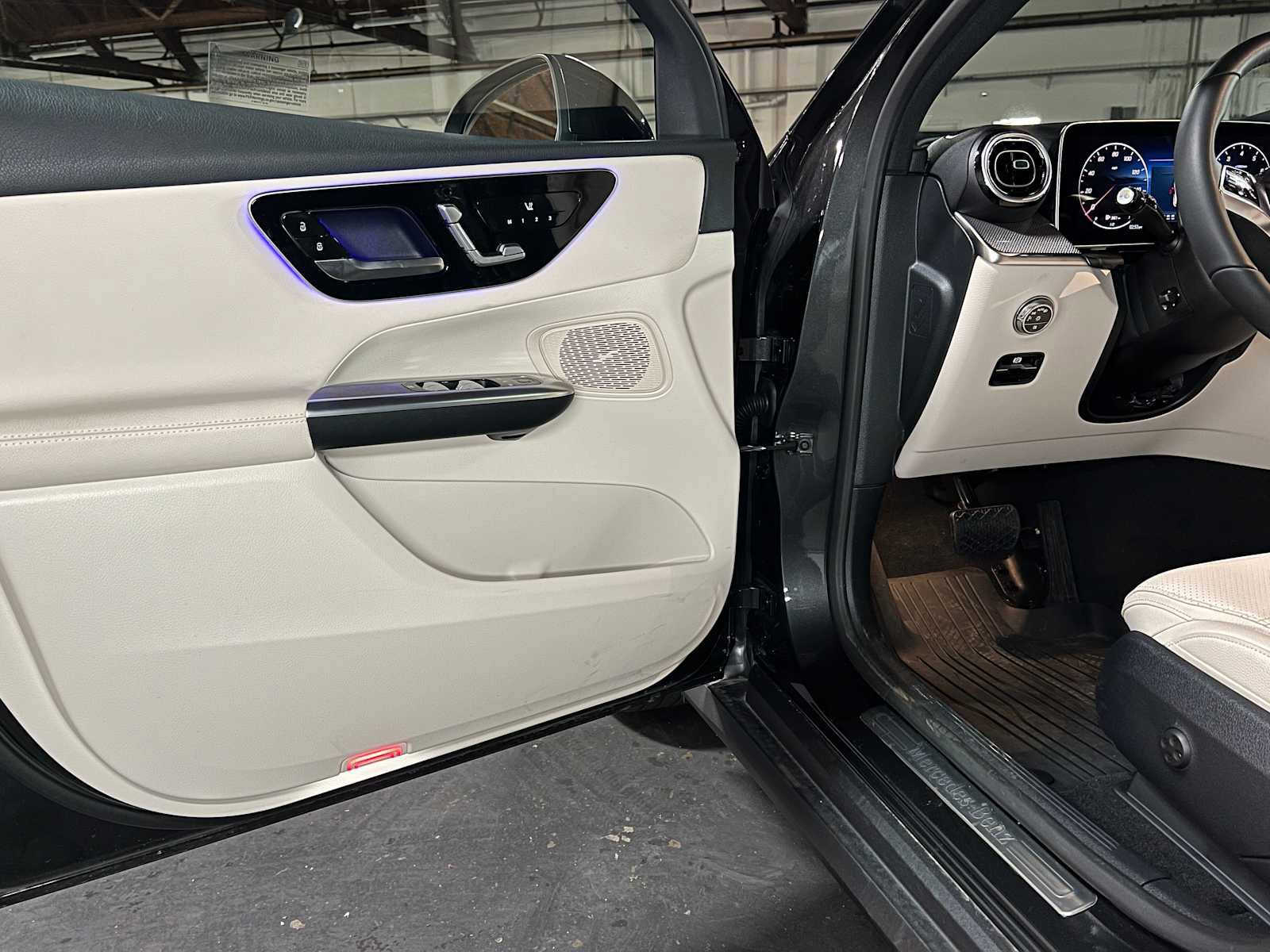 Certified 2026 Mercedes-Benz GLC 300 4MATIC image 21