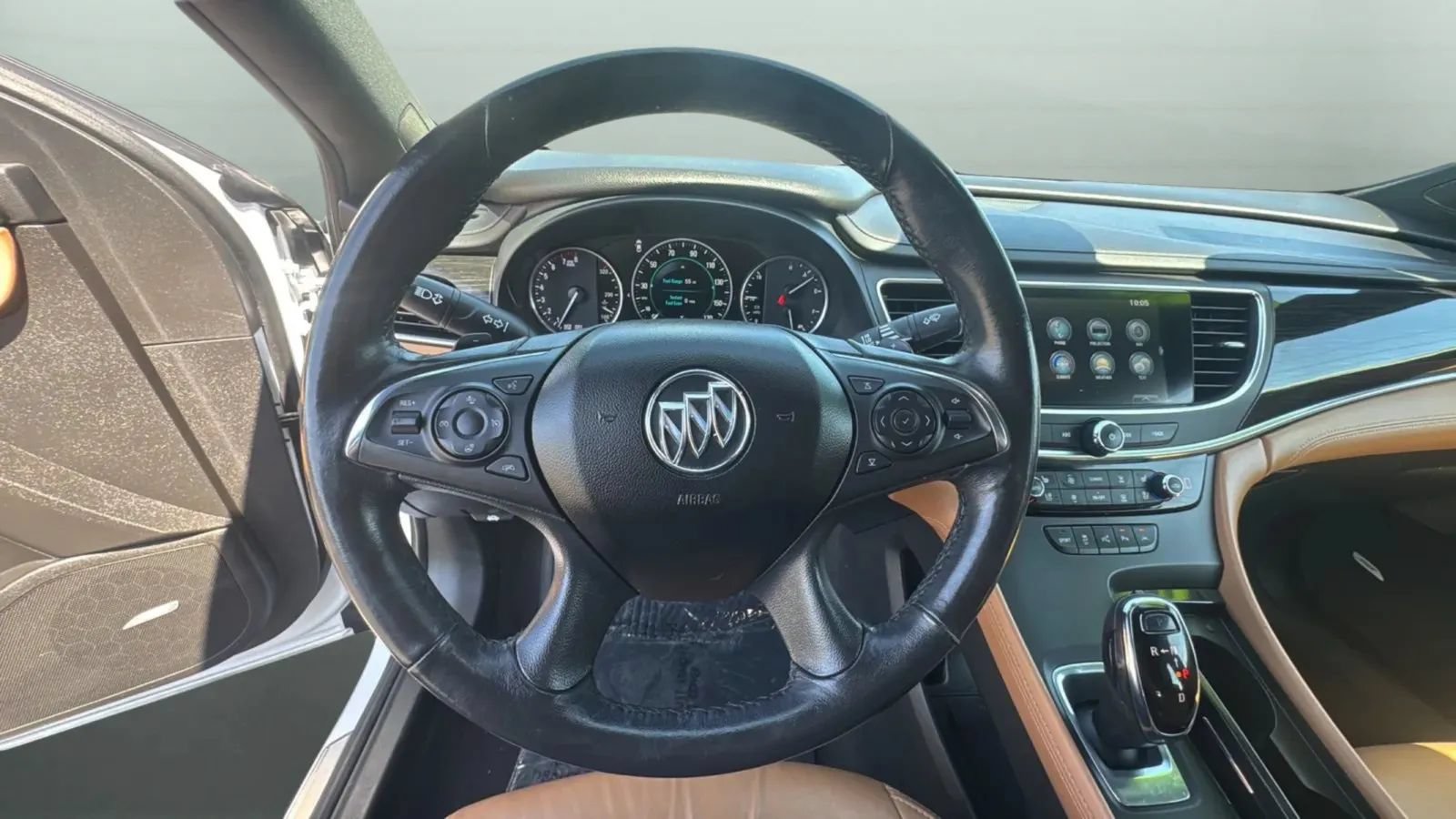 Used 2017 Buick LaCrosse Premium w/ Driver Confidence Package #2 FWD image 22