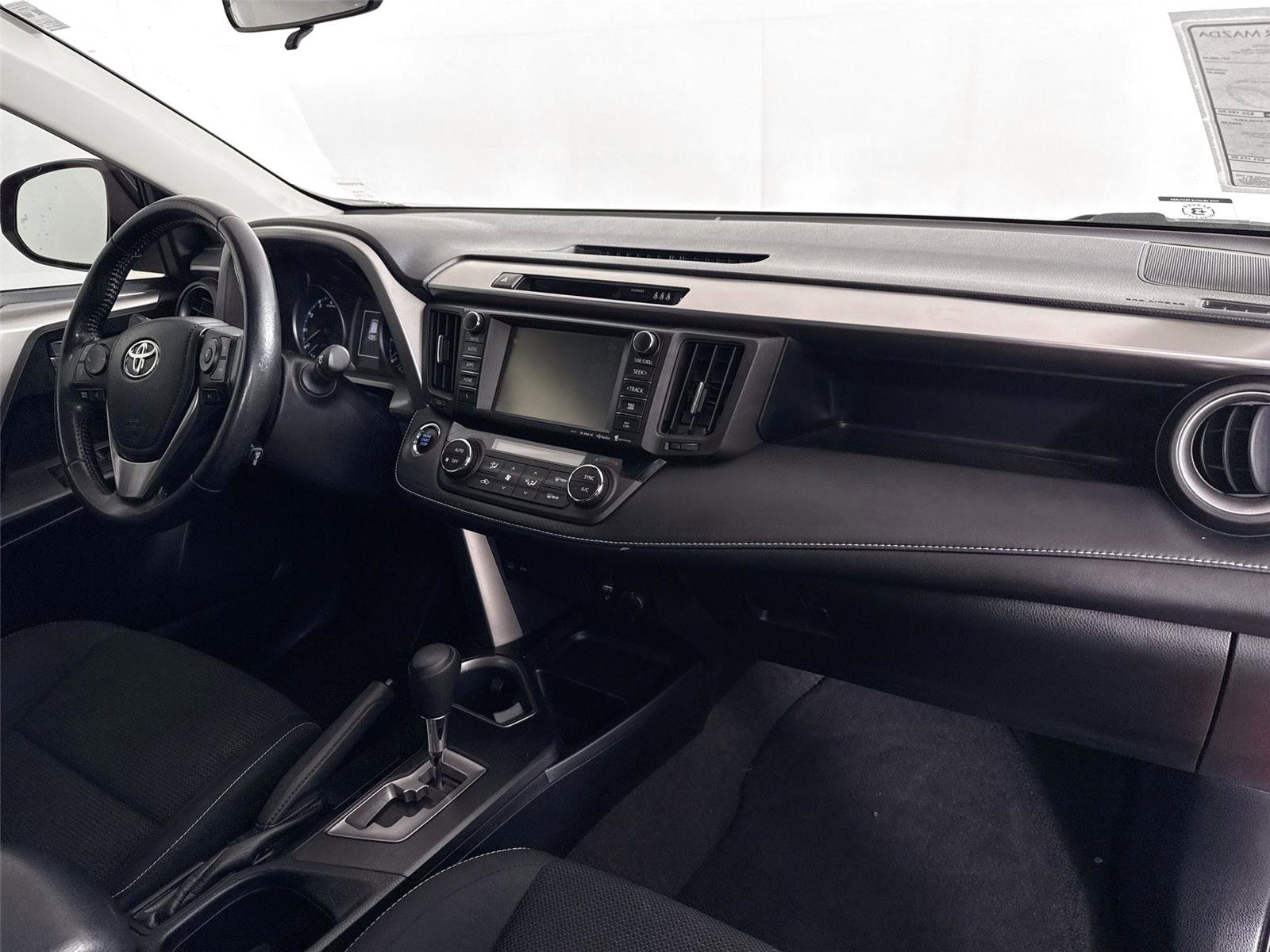 Used 2017 Toyota RAV4 XLE image 41