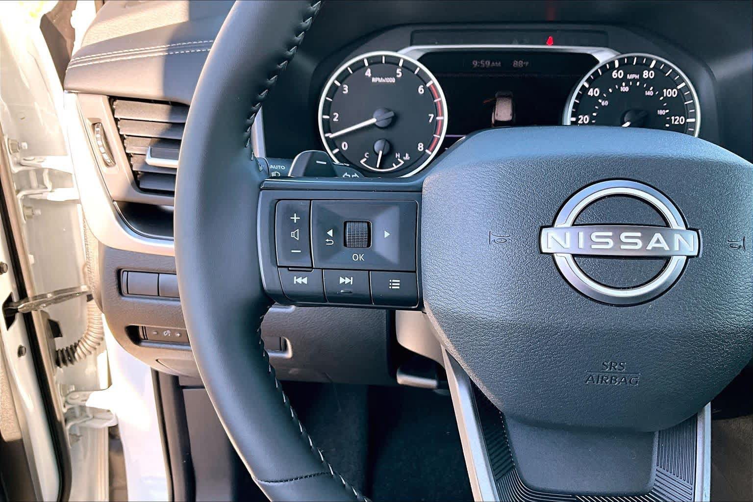 Certified 2026 Nissan Rogue SV FWD image 24