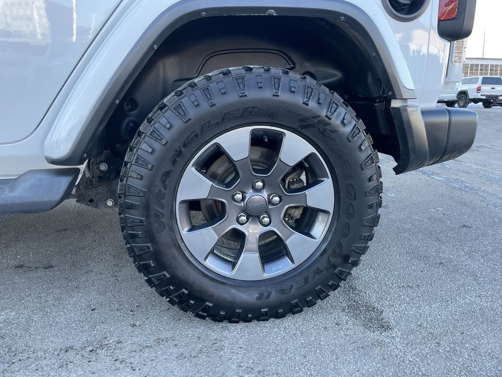 Certified 2018 Jeep Wrangler Unlimited Sahara image 10