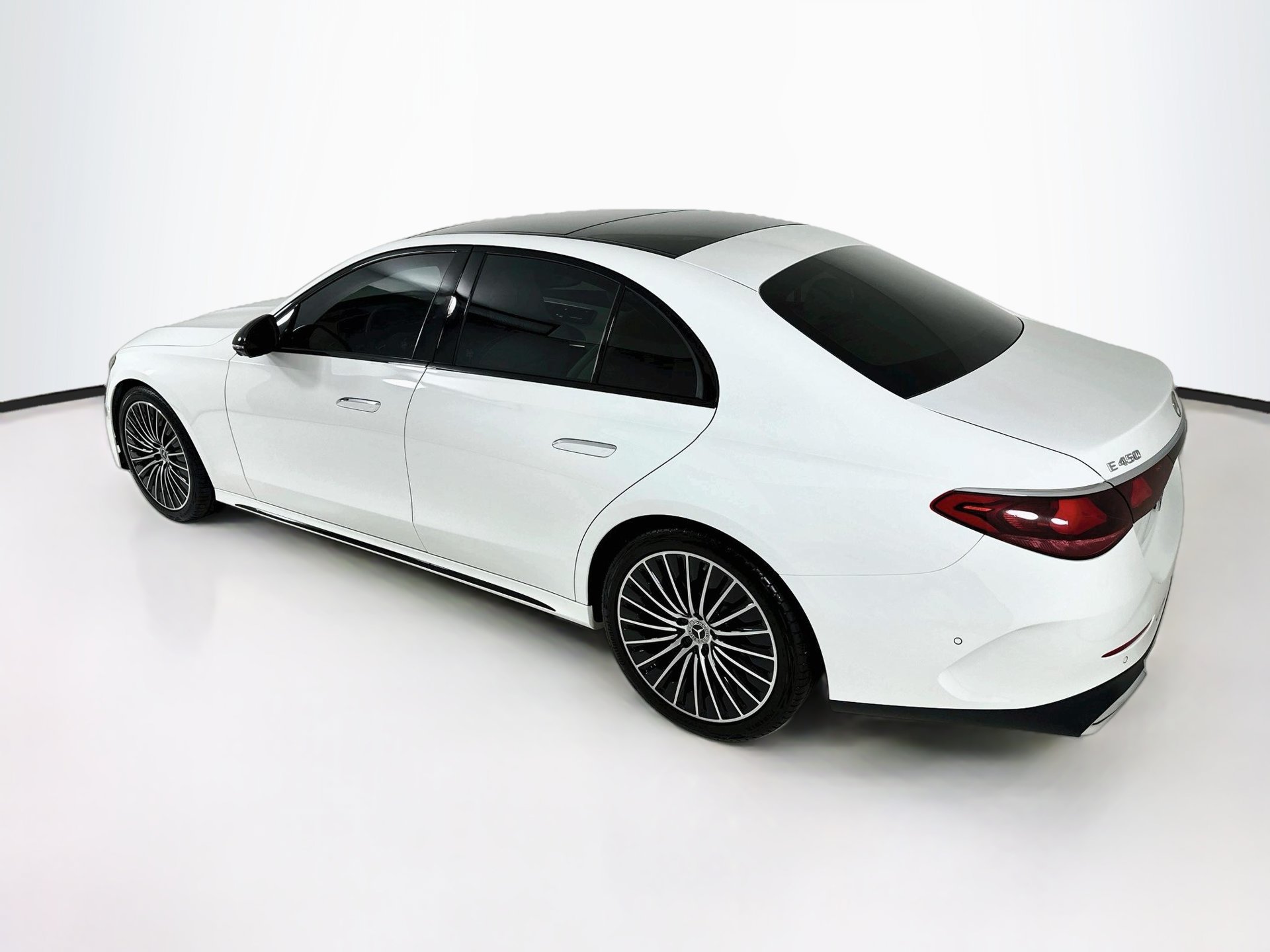 Certified 2025 Mercedes-Benz E 450 4MATIC Sedan image 6