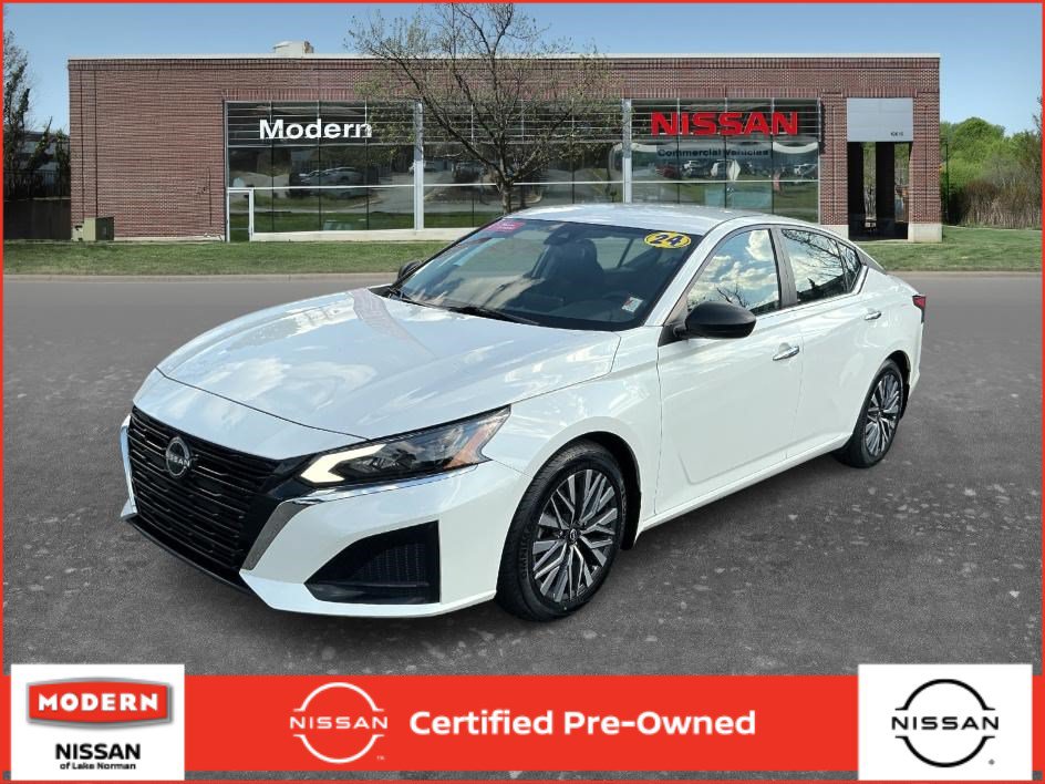 Certified 2024 Nissan Altima 2.5 SV FWD image 1