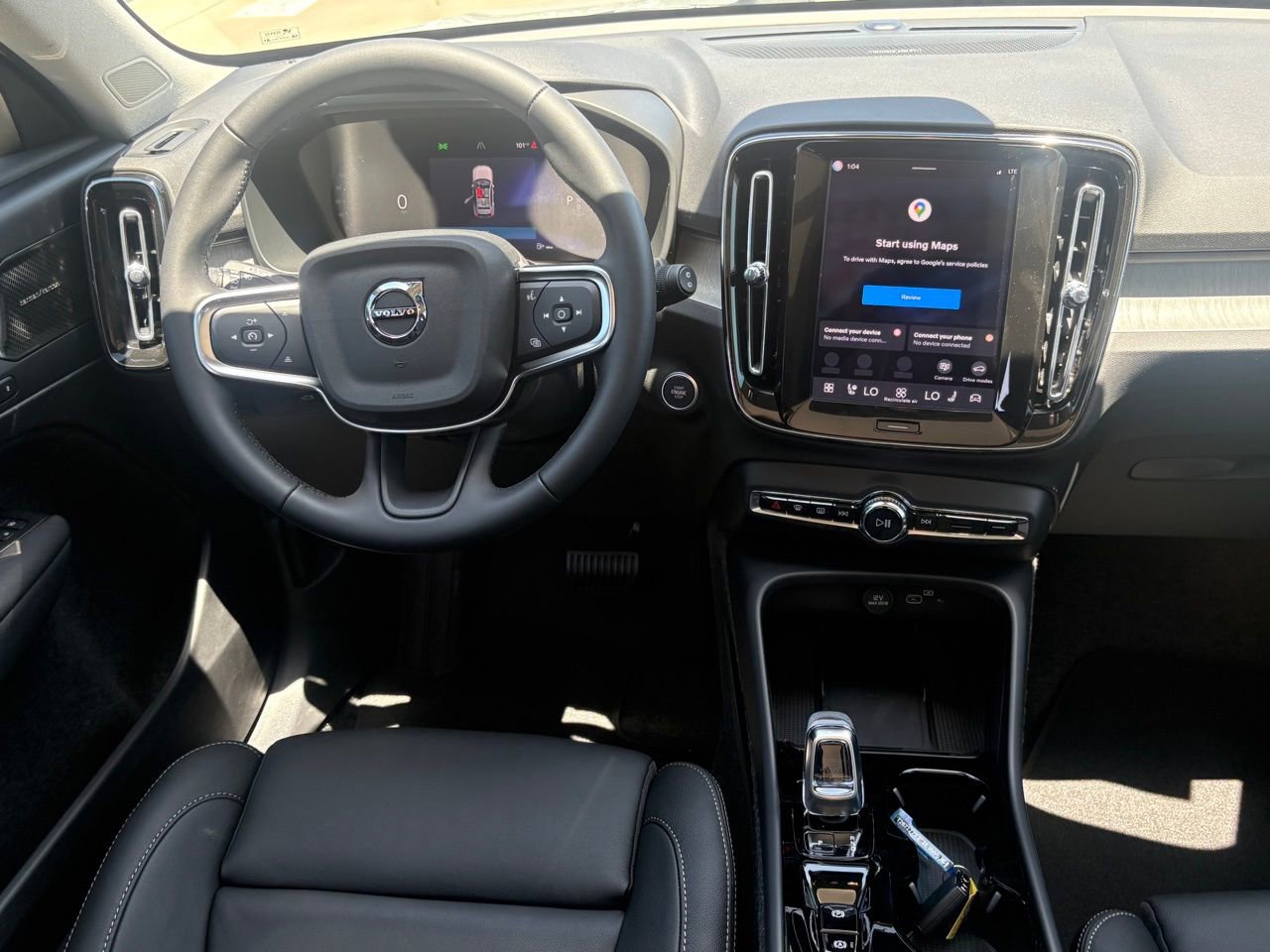 New 2026 Volvo XC40 B4 Plus w/ Protection Package Premier image 10