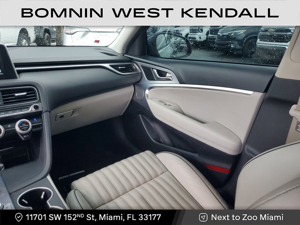 Used 2021 Genesis G70 2.0T w/ Elite Package image 15