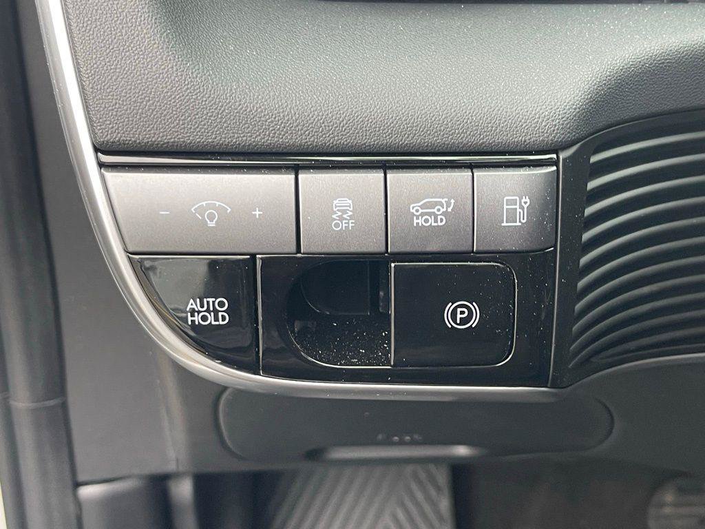 New 2025 Hyundai Ioniq 5 SEL AWD/4WD image 28