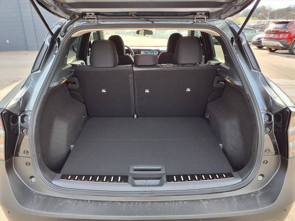 New 2026 Nissan Kicks SV w/ Illumination Package image 25