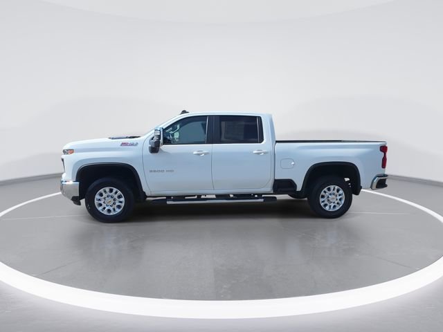 Used 2024 Chevrolet Silverado 2500 LT AWD/4WD image 5