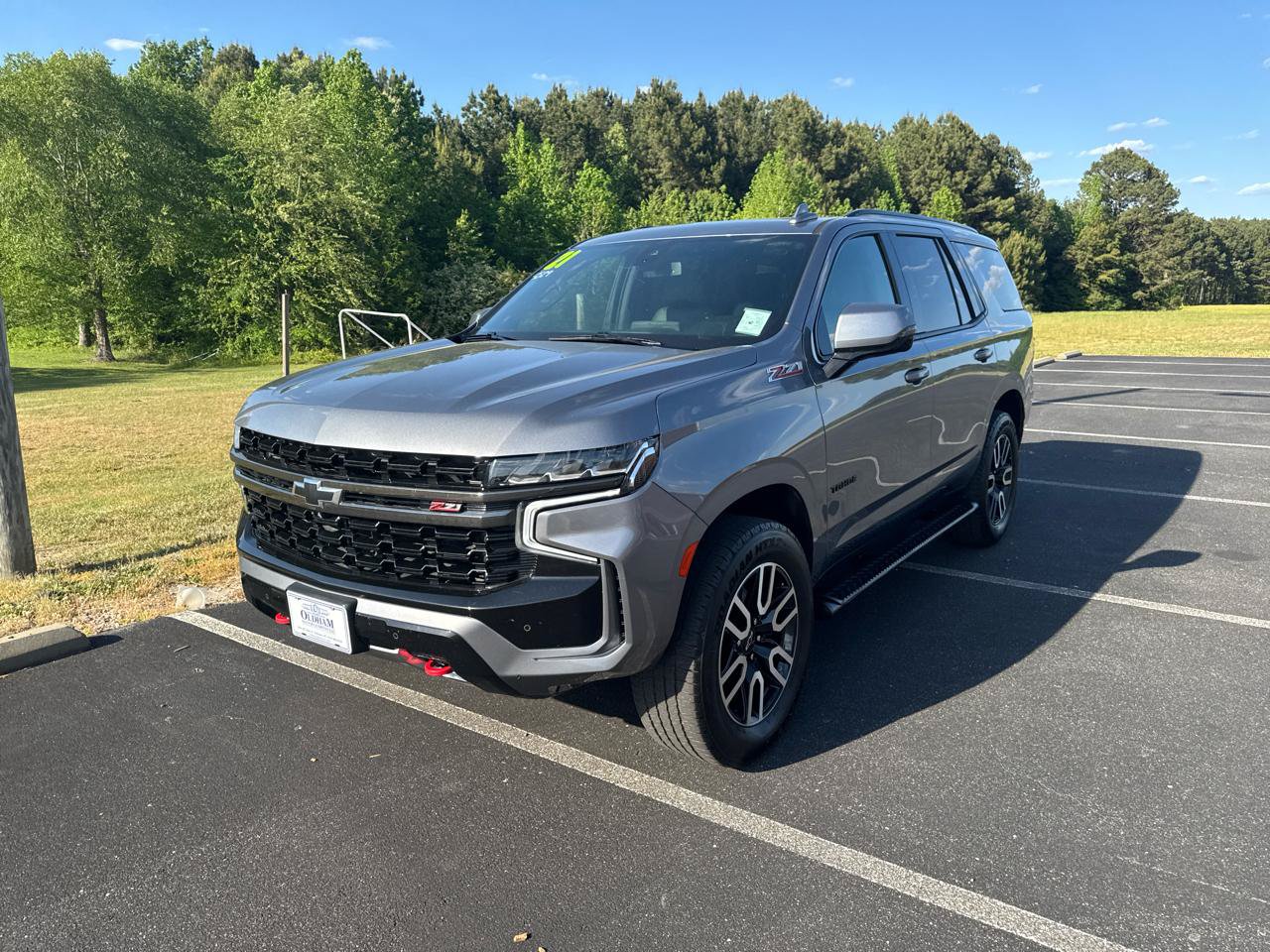 Used 2021 Chevrolet Tahoe Z71 w/ Luxury Package AWD/4WD image 12