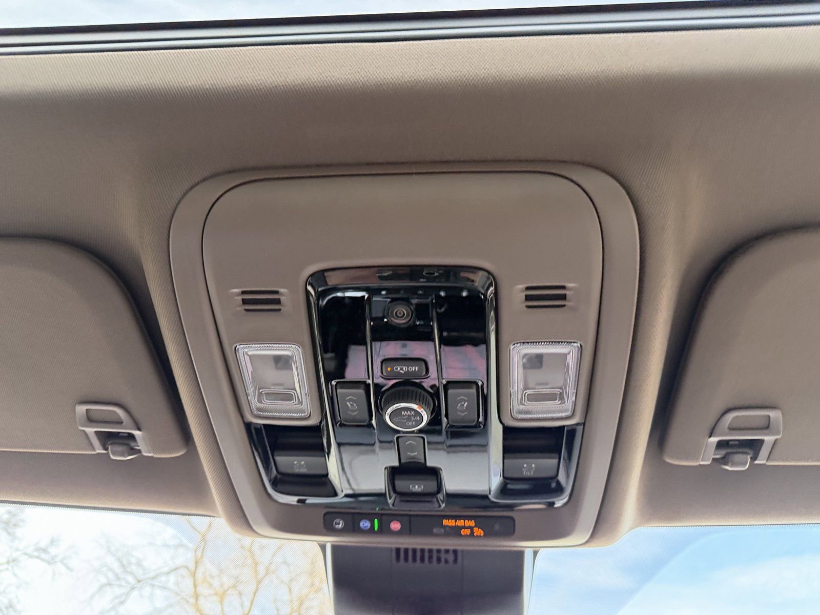 New 2026 GMC Yukon XL Denali w/ Sun & Power Step Package image 25