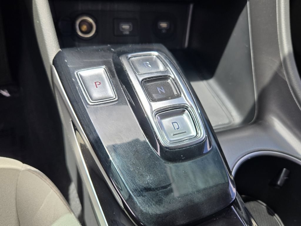 Certified 2023 Hyundai Sonata SEL FWD image 17