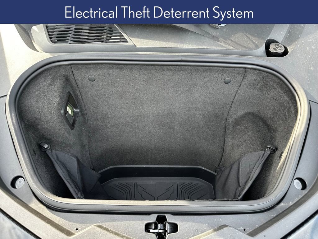 Used 2025 Chevrolet Corvette Stingray Preferred Cpe w/ 2LT image 22