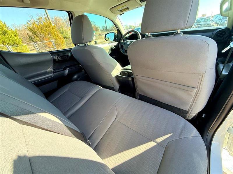 Used 2019 Toyota Tacoma SR image 20