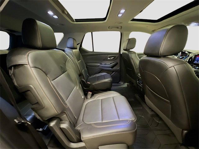 Used 2020 Chevrolet Traverse RS image 34