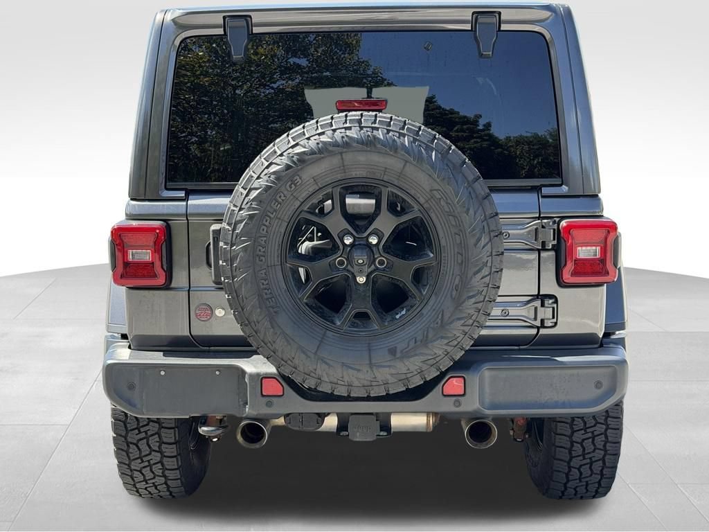 Used 2018 Jeep Wrangler Unlimited Sahara w/ Quick Order Package 24M Moab AWD/4WD image 6
