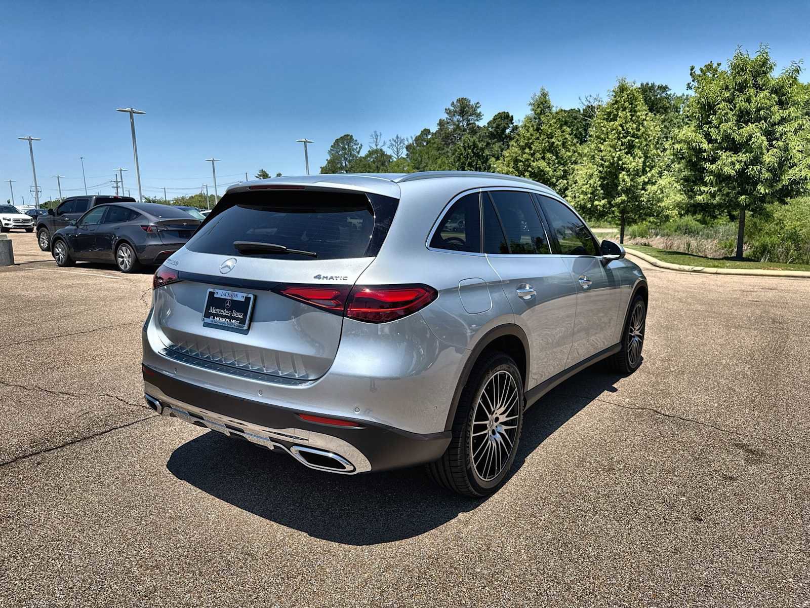 Used 2026 Mercedes-Benz GLC 300 4MATIC image 8