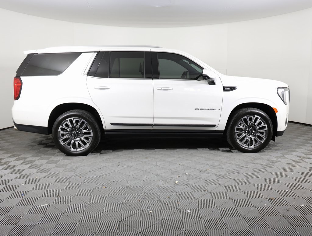 Certified 2024 GMC Yukon Denali Ultimate image 4