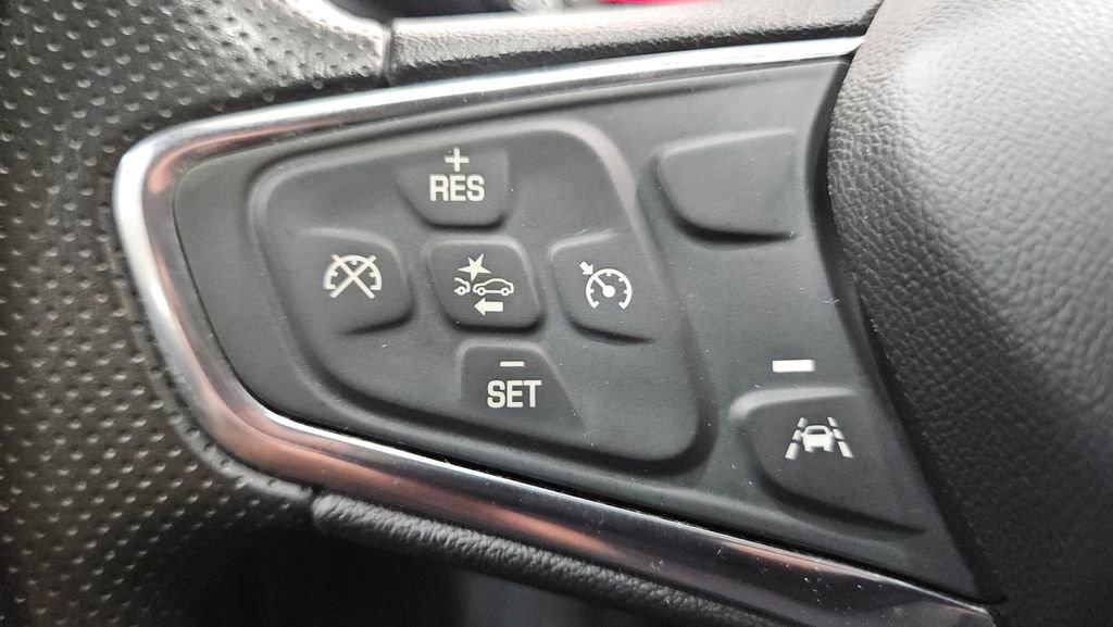 Used 2021 Chevrolet Malibu LS w/ Driver Confidence Package II image 22