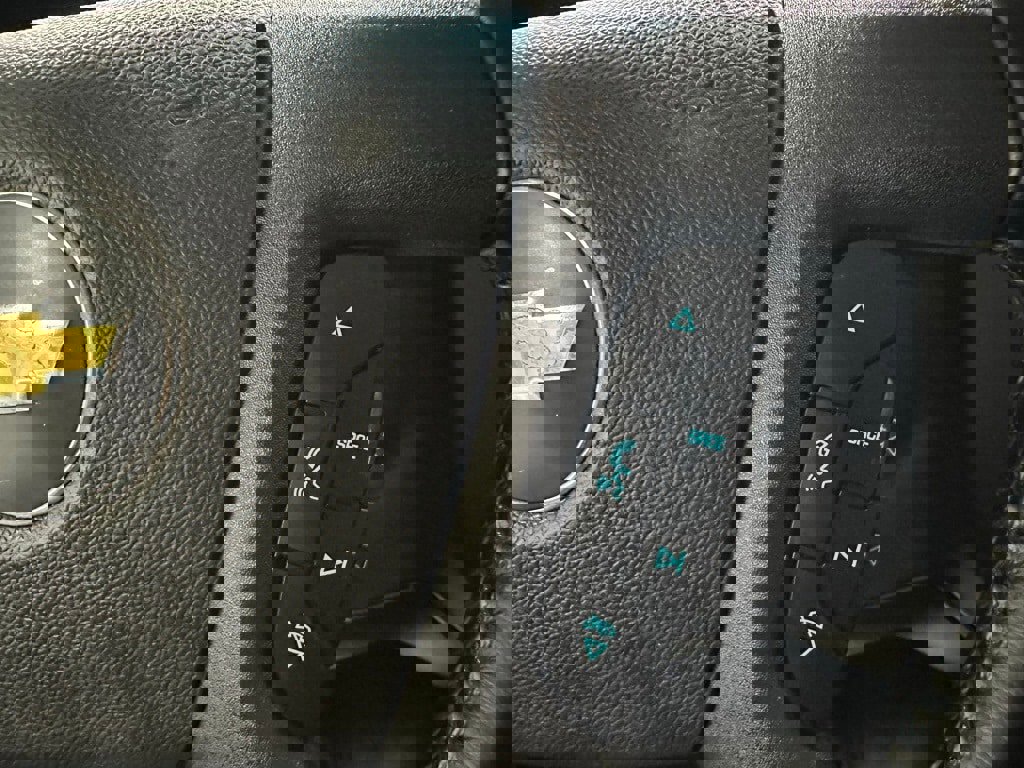 Used 2022 Chevrolet Express 3500 w/ Power Convenience Package image 21